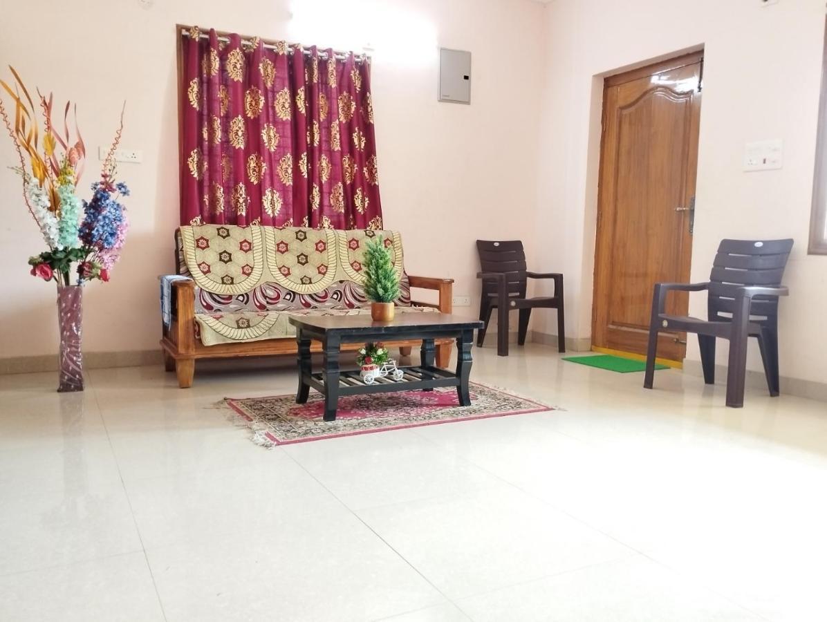 تيروباتي Sls Homestay - Luxury Ac Service Apartments 1Bhk, 2Bhk, 3Bhk - Direct Flyover To Alipiri Tirumala Gate - Walk To Ps4 Pure Veg Restaurants, Supermarkets - Near To National Highway & Padmavathi Amma Temple - Modular Kitchen, Living Room -Free Superfast المظهر الخارجي الصورة