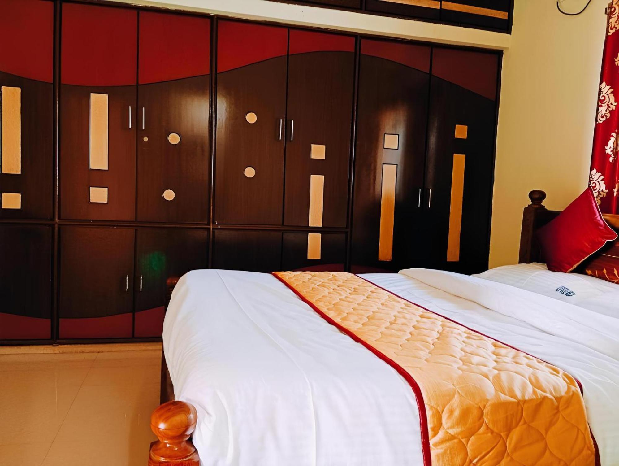 تيروباتي Sls Homestay - Luxury Ac Service Apartments 1Bhk, 2Bhk, 3Bhk - Direct Flyover To Alipiri Tirumala Gate - Walk To Ps4 Pure Veg Restaurants, Supermarkets - Near To National Highway & Padmavathi Amma Temple - Modular Kitchen, Living Room -Free Superfast المظهر الخارجي الصورة
